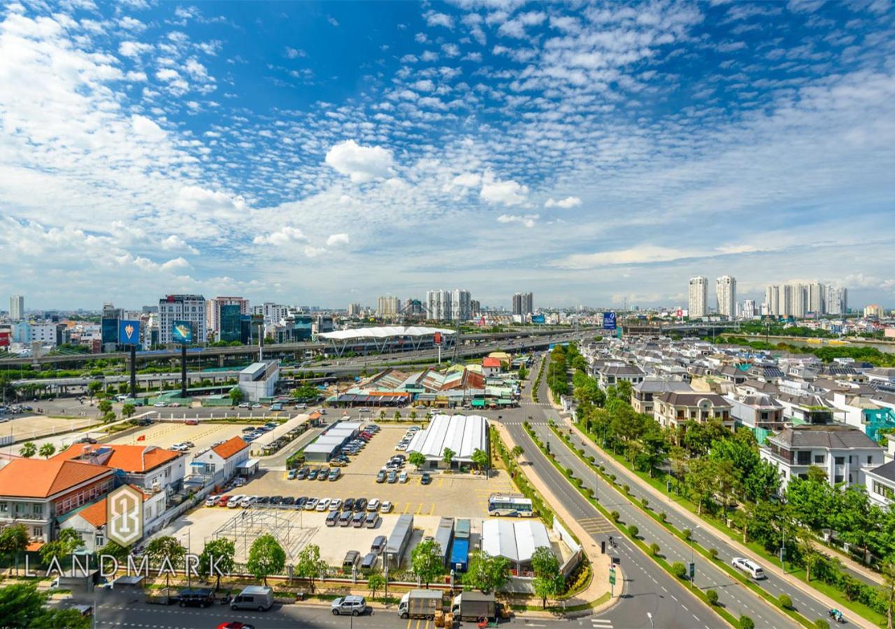 The Landmark Luxury Vinhomes - The Buildings Nearby Landmark 81