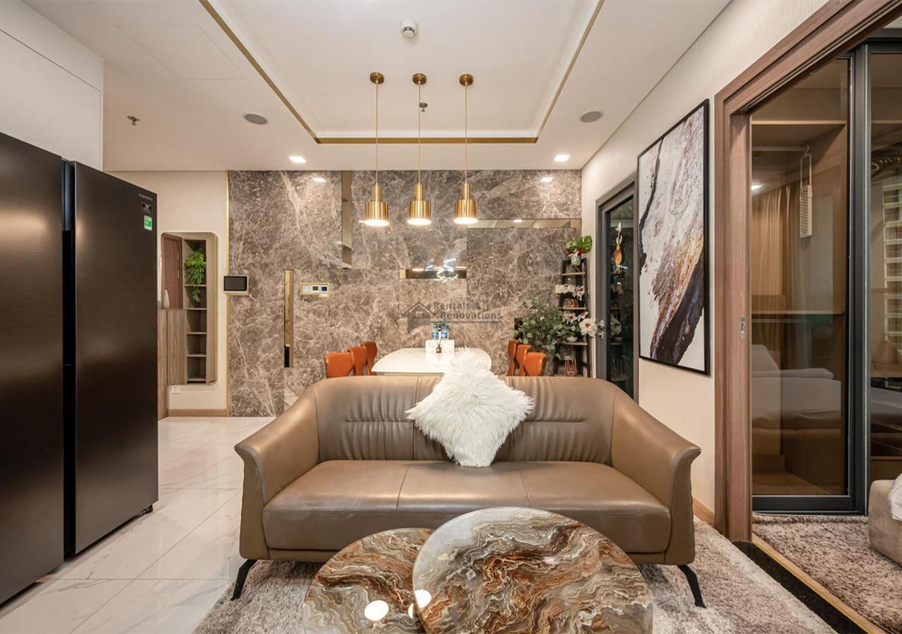 The Landmark Luxury Vinhomes - The Buildings Nearby Landmark 81