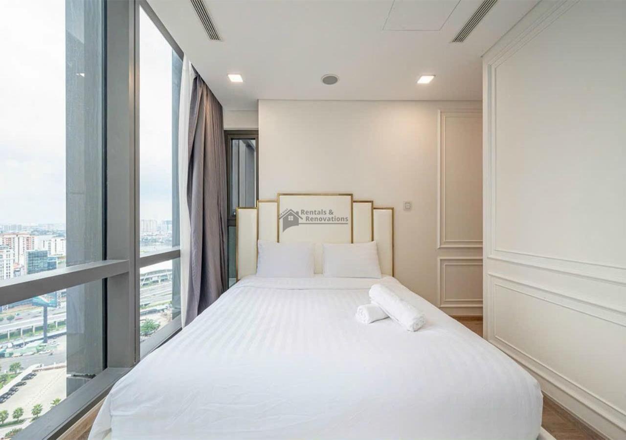 The Landmark Luxury Vinhomes - The Buildings Nearby Landmark 81 Apartment