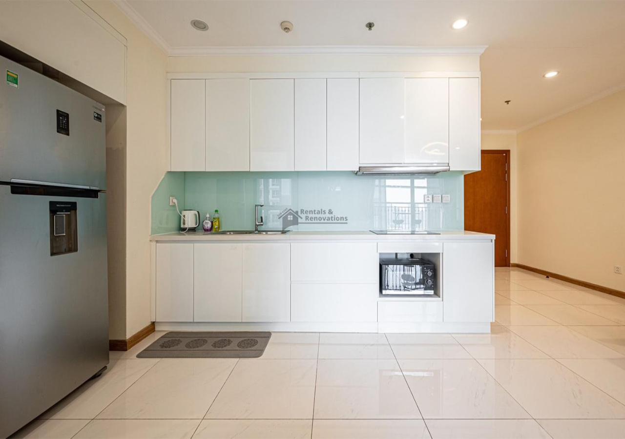 The Landmark Luxury Vinhomes - The Buildings Nearby Landmark 81 Apartment