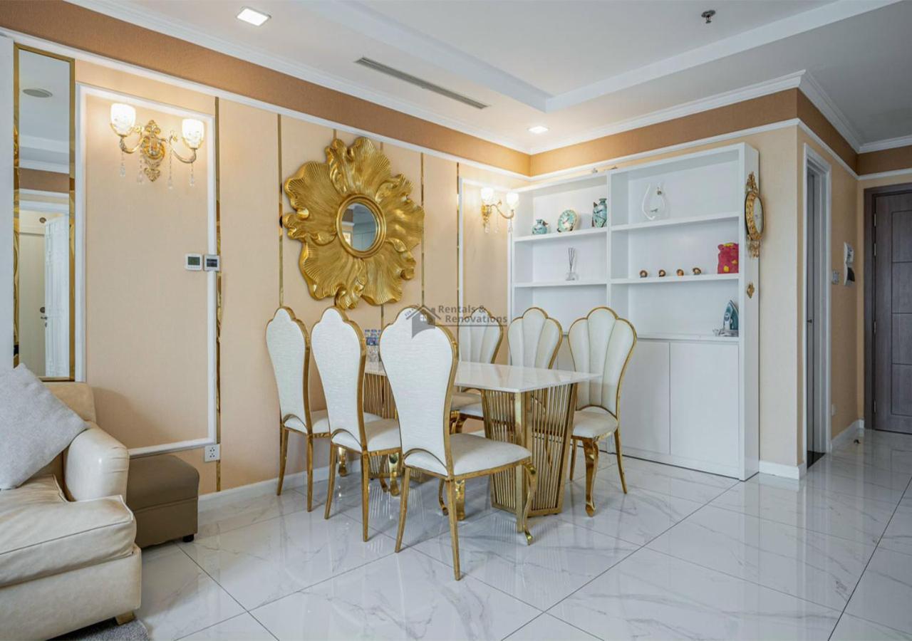 The Landmark Luxury Vinhomes - The Buildings Nearby Landmark 81
